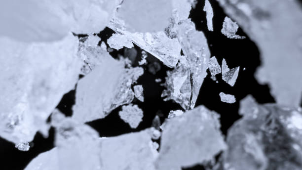 冰片 - bīng piàn