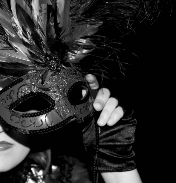 化装 - huà zhuāng