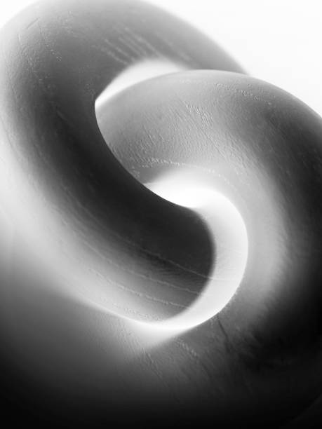 扭转 - niǔ zhuǎn