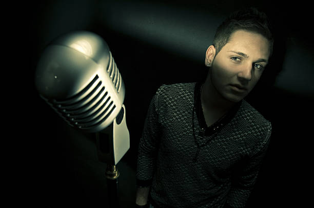 声势 - shēng shì