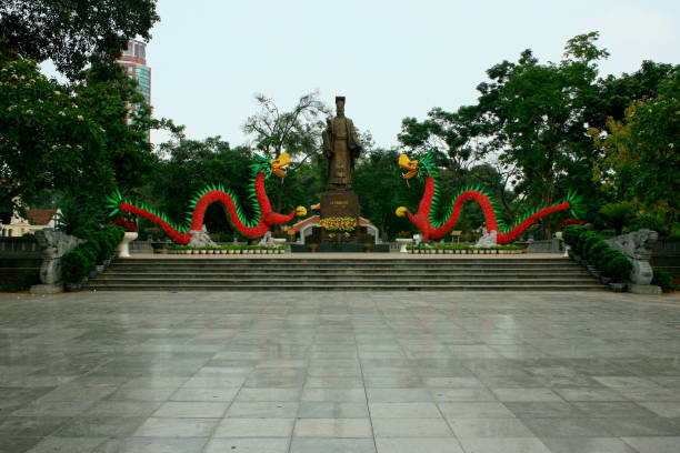 韶光 - sháo guāng