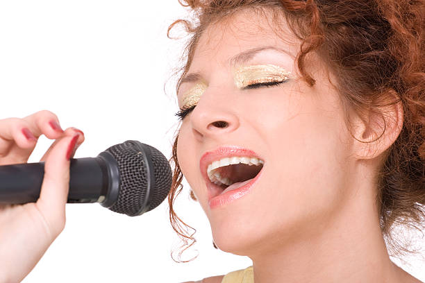 演唱 - yǎn chàng