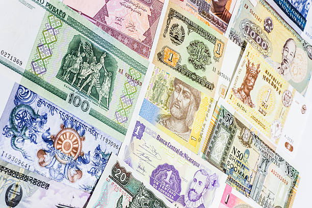 钞票 - chāo piào