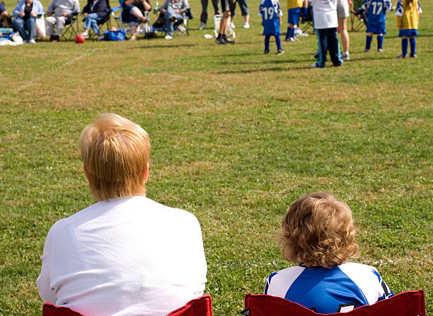 观战 - guān zhàn