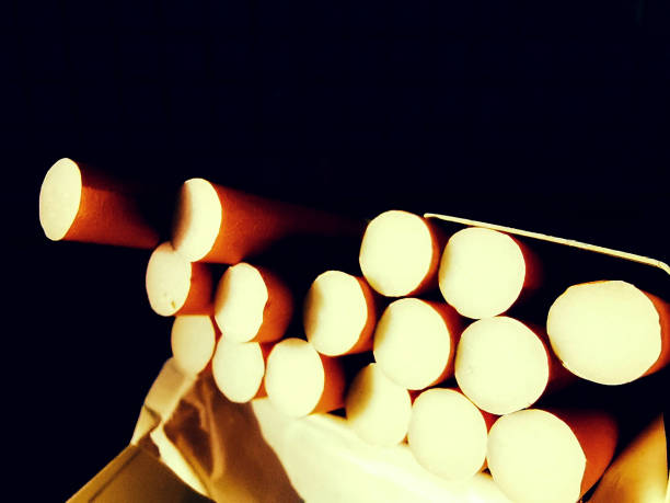 香烟 - xiāng yān