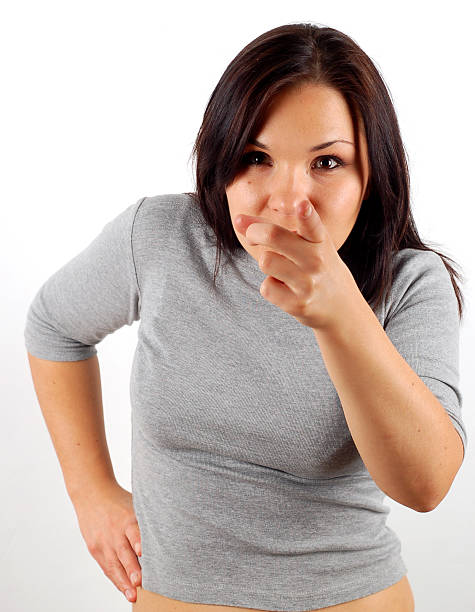 耍弄 - shuǎ nòng