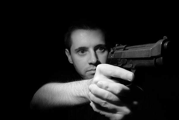 持枪 - chí qiāng