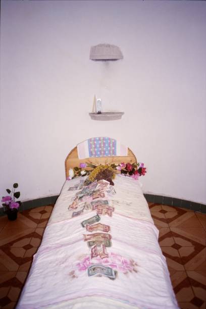 灵床 - líng chuáng