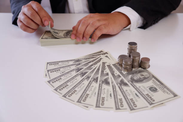 定钱 - dìng qián