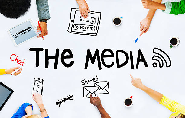 传媒 - chuán méi