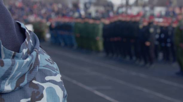 养兵 - yǎng bīng