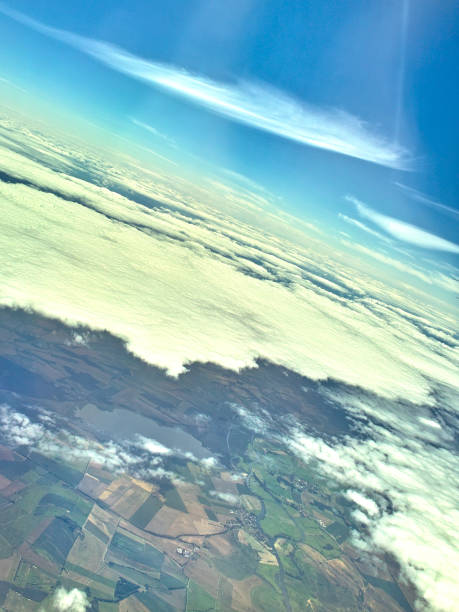 上面 - shàng miàn