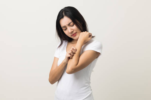 痛痒 - tòng yǎng