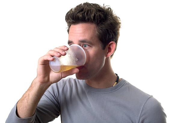 酒娘 - jiǔ niáng