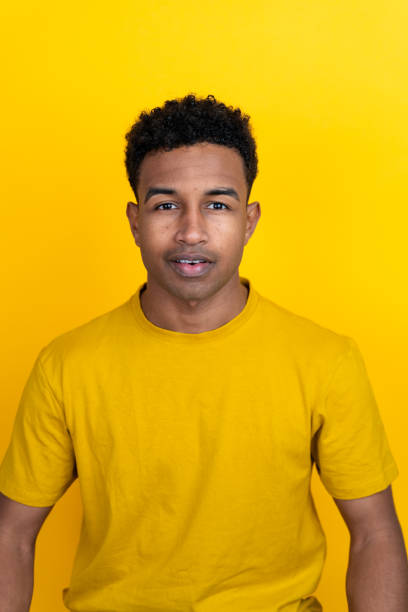 雄黄 - xióng huáng