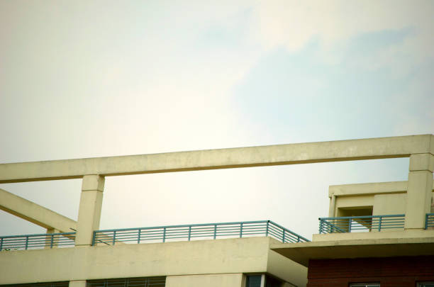 顶层 - dǐng céng