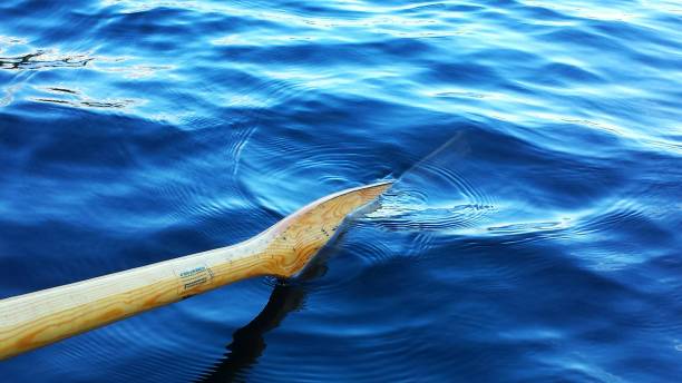 瓮声 - wèng shēng