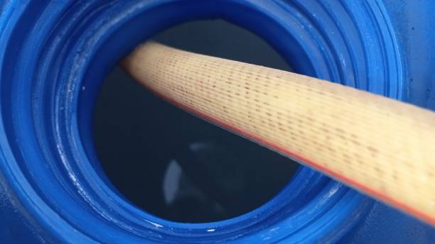 净桶 - jìng tǒng