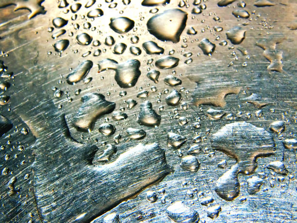 钢水 - gāng shuǐ