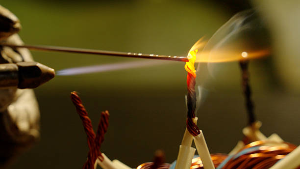 熔断 - róng duàn