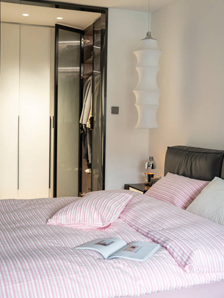 吊灯 - diào dēng