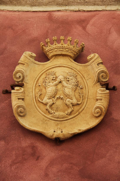 层峰 - céng fēng