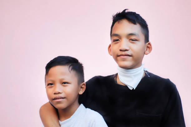 内兄 - nèi xiōng