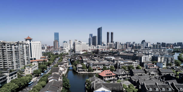 疆场 - jiāng chǎng