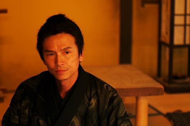 忠臣 - zhōng chén