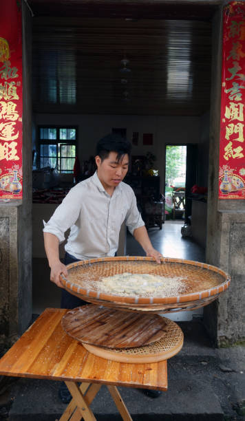 兴兵 - xīng bīng