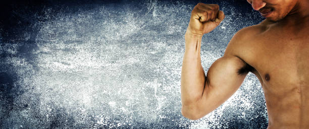 强权 - qiáng quán