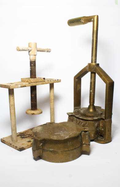 冲床 - chōng chuáng