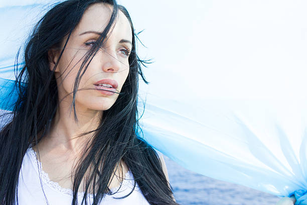 凉风 - liáng fēng