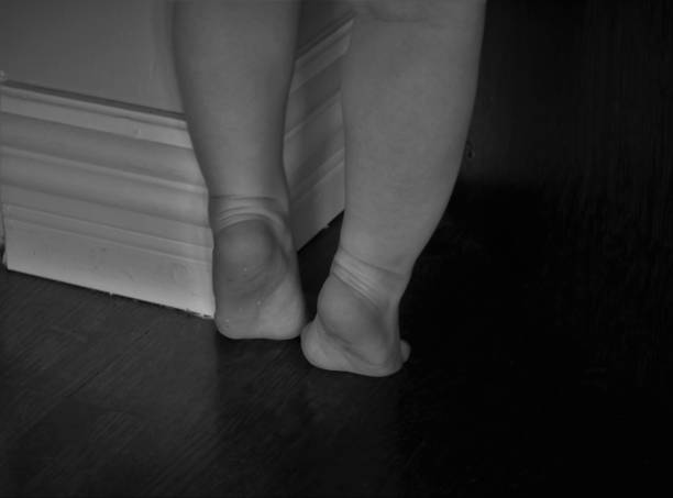 小脚 - xiǎo jiǎo