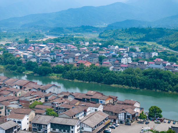 成章 - chéng zhāng