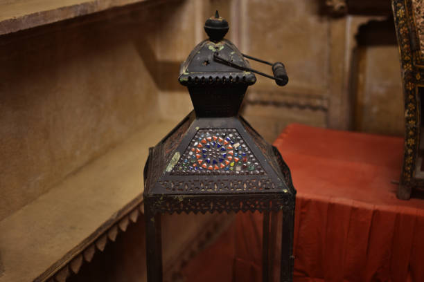 灯苗 - dēng miáo