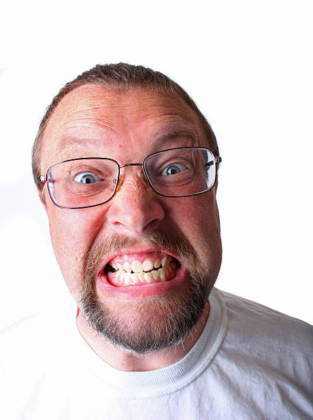 受窘 - shòu jiǒng