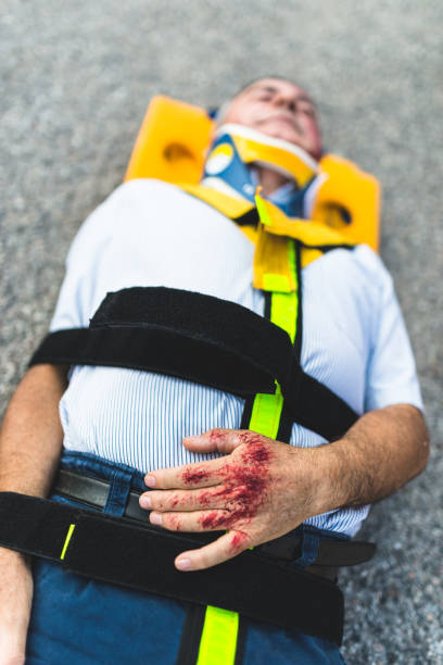 内伤 - nèi shāng