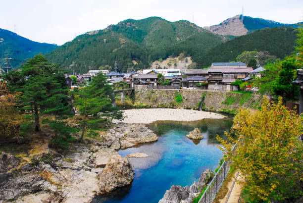 下乡 - xià xiāng