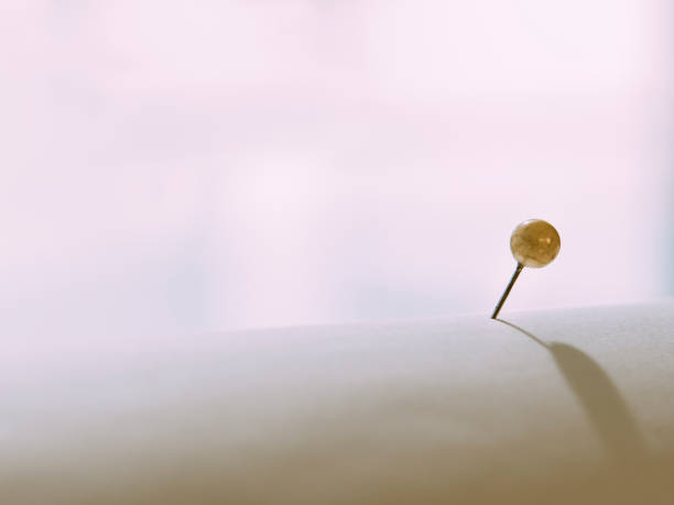 针尖 - zhēn jiān