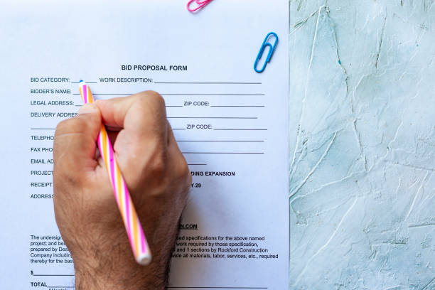 填膺 - tián yīng