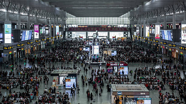 上班 - shàng bān