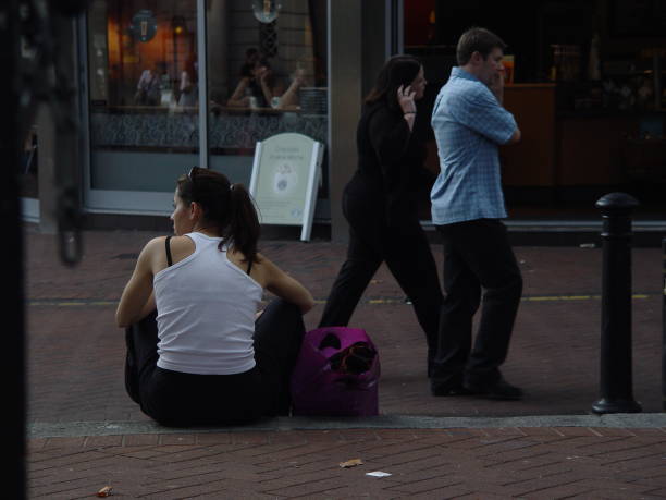 街上 - jiē shàng