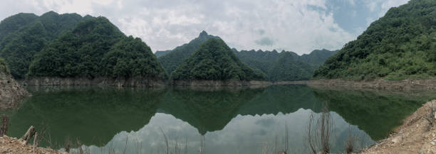 雄文 - xióng wén