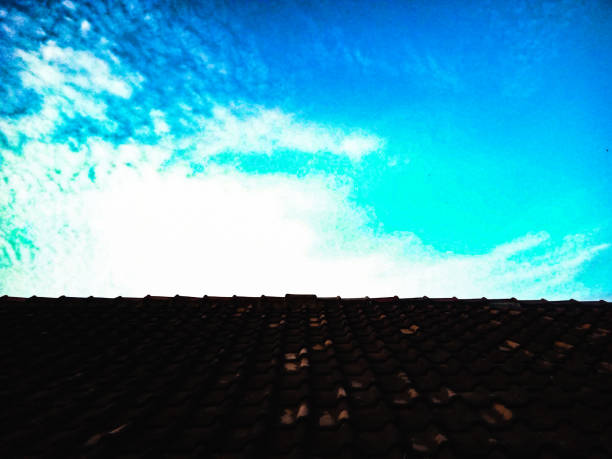 顶棚 - dǐng péng