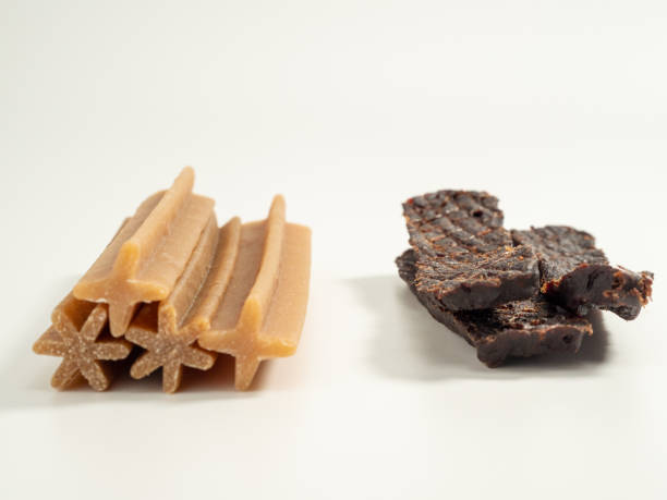 嚼嚼 - jiáo jiáo