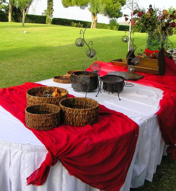 欠款 - qiàn kuǎn