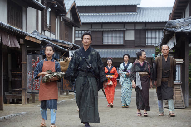 长上 - zhǎng shàng