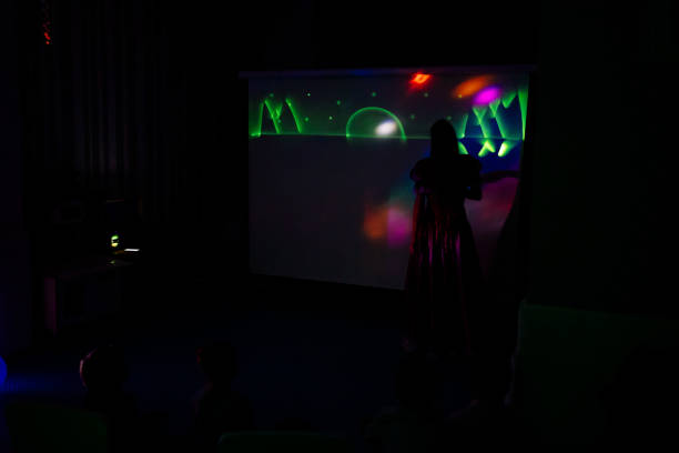 映照 - yìng zhào