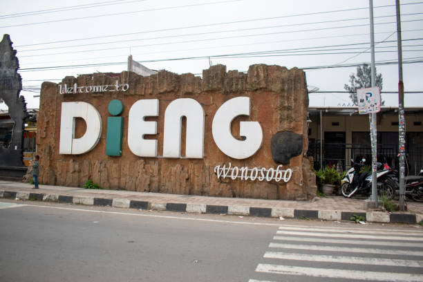 顶岗 - dǐng gǎng